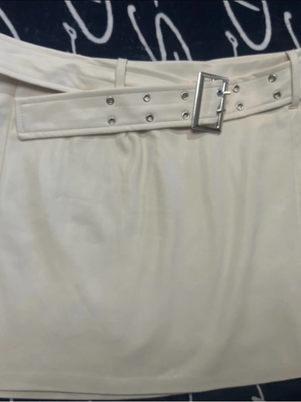 Love Tree Cream Belted Mini Skirt